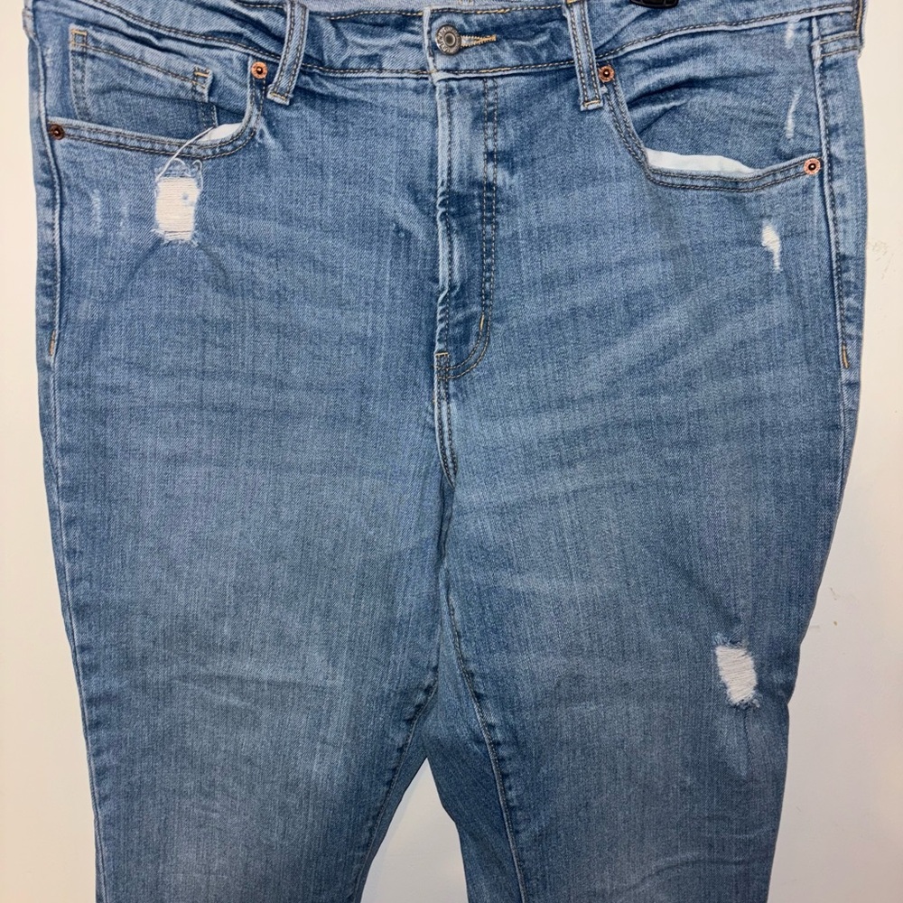 Old Navy Distressed Light Blue OG straight jeans - Picture 3 of 7